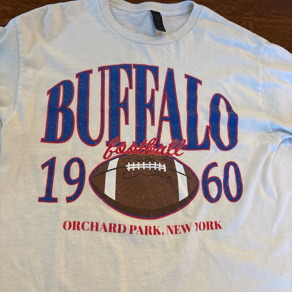 Buffalo Bills Football Graphic Tee - Picture 4 of 7